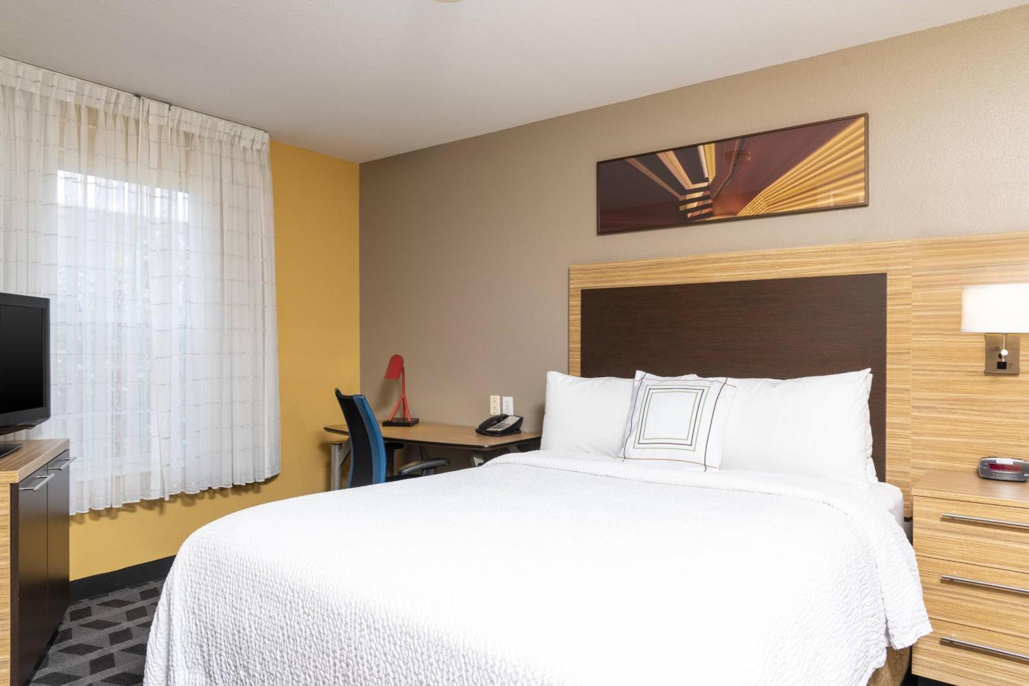 Towneplace Suites By Marriott Ист-Лансинг Экстерьер фото